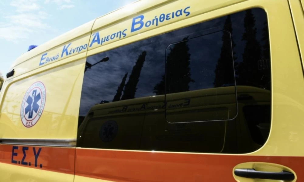 Σύγκρουση δύο μηχανών στη Θεσσαλονίκη -Νοσηλεύεται 40χρονος